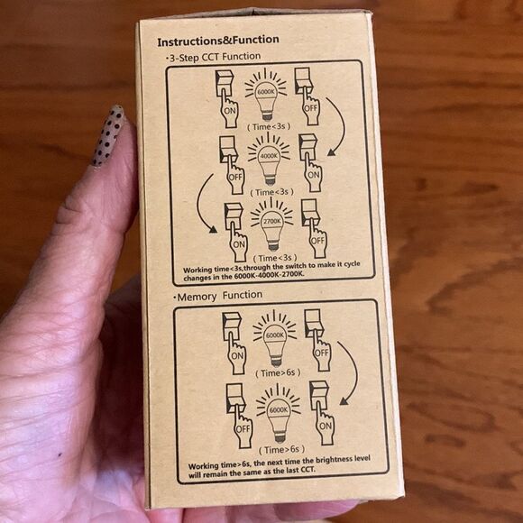 Minger six-pack lightbulbs.  New in sealed box - Picture 4 of 4